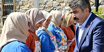 Başkan Yılmaz'dan Anneler Günü'nde anlamlı buluşma!