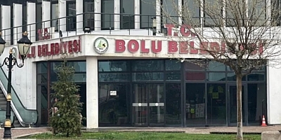 Bolu Belediyesi'nde jandarma ekipleri arama yaptı