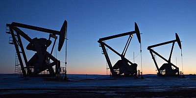 Brent petrolün varili 83,10 dolardan işlem görüyor