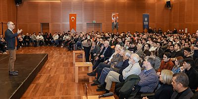 Bu panelde Bursalılar Osmanlı’nın kuruluş çağına gitti!