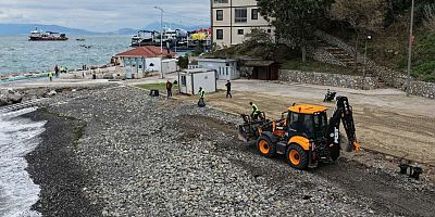 Bursa Büyükşehir ekiplerinden sahillerde hummalı çalışma