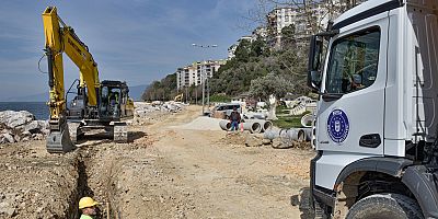 Bursa Büyükşehir, Gemlik’te sorunları gideriyor!