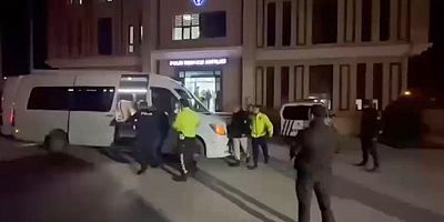 Bursa'da 14 kaçak göçmen yakalandı