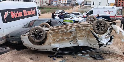 Bursa'da 14 yaşındaki ehliyetsiz sürücü ortalığı savaş alanına çevirdi