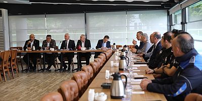 Bursa’da 17 ilçenin zabıta müdürleri bayram öncesi bir arada!
