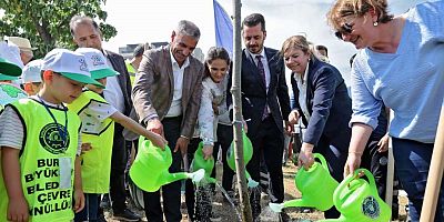 Bursa'da 200 fidan toprakla buluştu!