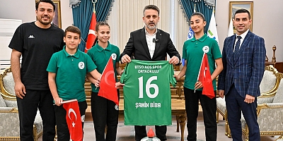 Bursa'da 23 Nisan’da başkanlık koltuğu çocukların oldu!