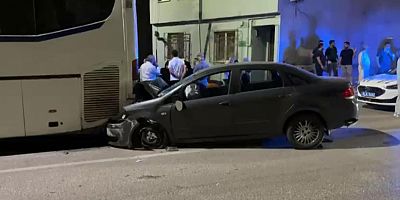 Bursa'da alkollü sürücü önce refüje sonra otobüse çarptı...
