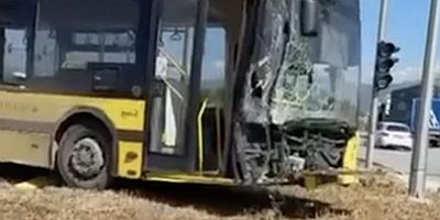 Bursa’da belediye otobüsü yoldan çıktı! Yolcular büyük panik yaşadı