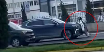 Bursa'da bir garip olay; Araçların önünü kesti