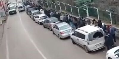 Bursa'da bu kuyruğu görenler şaştı kaldı!