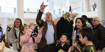 Bursa'da çocuklar bu şölende hem eğlendi, hem öğrendi