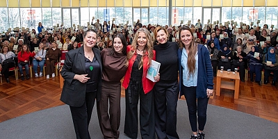 Bursa'da çok özel buluşma; Edebiyatseverler bir arada...