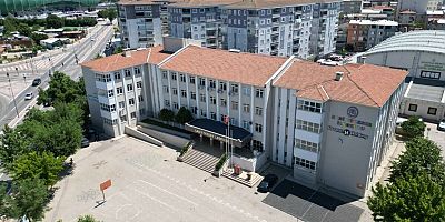 Bursa'da eğitim yuvaları bakım ve onarımdan geçiyor