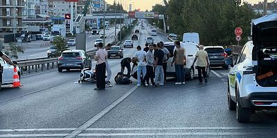 Bursa'da feci kaza; Motosiklet sürücüsünün zor anları!