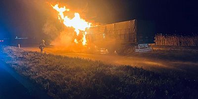 Bursa'da gece yarısı tır alev alev yandı!