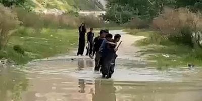 Bursa'da hareketli dakikalar; 5 çocuk böyle kurtarıldı