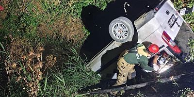 Bursa'da hareketli dakikalar; Sürücü böyle kurtarıldı