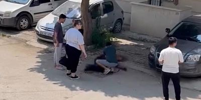 Bursa’da iki kardeş sokak ortasında bıçakla birbirine saldırdı