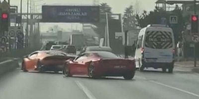 Bursa'da iki lüks araç kuralları böyle hiçe saydı!