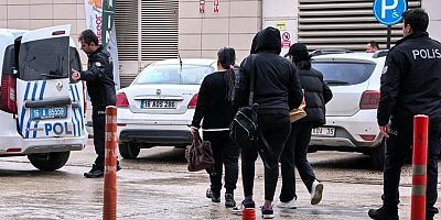 Bursa'da kaçak masörlere baskın!