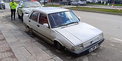 Bursa'da kaza yaptı, aracı bırakıp kaçtı!