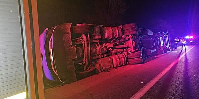 Bursa'da kontrolden çıkan tır bu hale geldi!