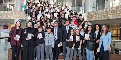 Bursa'da Küçük kalemler okurlarla buluştu!