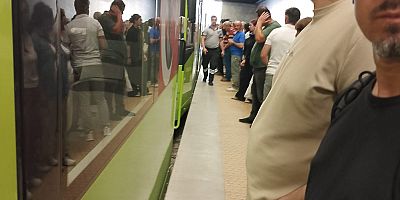 Bursa'da metro arıza yaptı