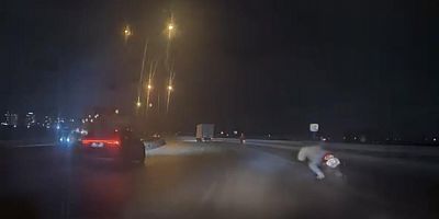 Bursa’da motosiklet sürücüsünün zor anları