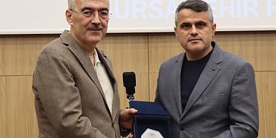 Bursa'da o doktora ödül!