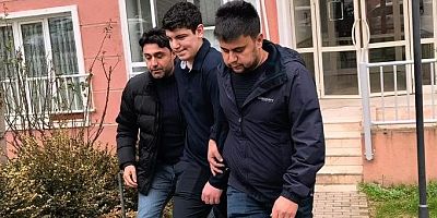 Bursa'da öfkeli genç ablasının kabusu oldu!