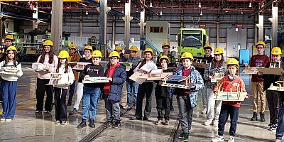 Bursa'da öğrenciler BURULAŞ'ta keyifli bir gün geçirdi