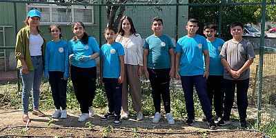 Bursa’da öğrencilerden örnek hareket!