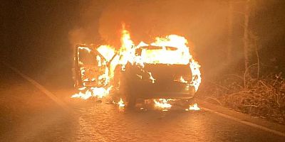 Bursa'da panik anları; Araç alev alev yandı!