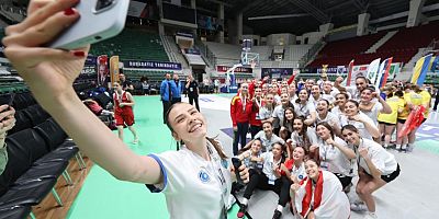 Bursa'da spor şenliklerinde kardeşlik rüzgarı!