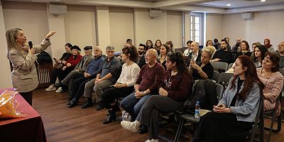 Bursa'da sanat ve felsefe tutkunları özel günde buluştu!