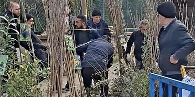 Bursa'da seyyar satıcılar zabıtaya saldırdı!