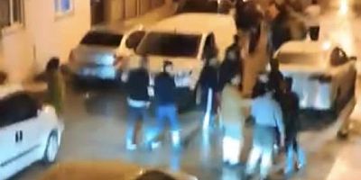 Bursa'da sokak ortasında birbirlerine girdiler