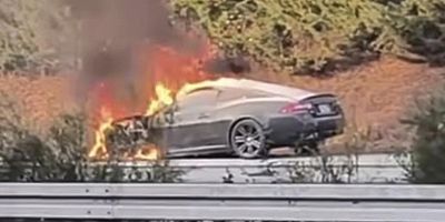 Bursa'da trafikte korkutan görüntü; Alev alev yandı