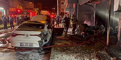 Bursa'da yangın sonrası depo ve otomobil bu hale geldi!
