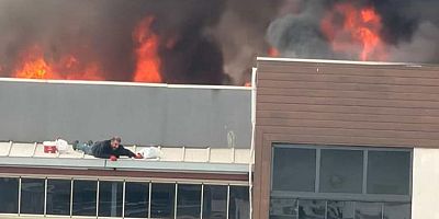 Bursa'da yüreklerin ağza geldiği an; Yangında mahsur kaldı...