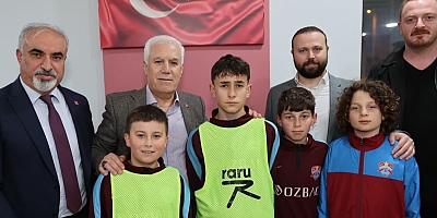 Bursa İnegöl'de gençlerin Başkan Bozbey'den isteği var!