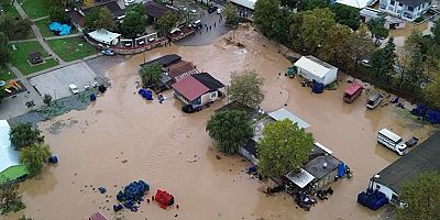 Bursa İznik sular altında kaldı: Korkutan görüntü