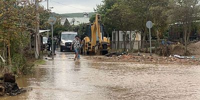 Bursa Mudanya’da yağış  ev ve bahçeler bu hale geldi