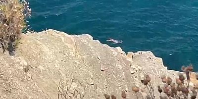 Bursa Mudanya'da yüreklerin ağza geldiği an;  Korkutan heyelan…