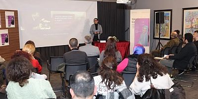 Bursa Nilüfer'de Atatürk ve Cumhuriyet konuşuldu!