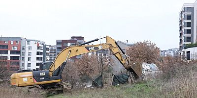 Bursa Nilüfer'de kaçak yapılar tek tek yıkılıyor