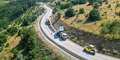 Bursa Orhaneli’nin yolları güzelleşiyor