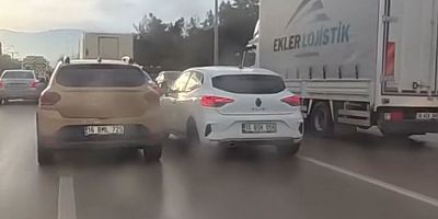 Bursa trafiğinde neler oluyor neler; Şeridi paylaşamadılar